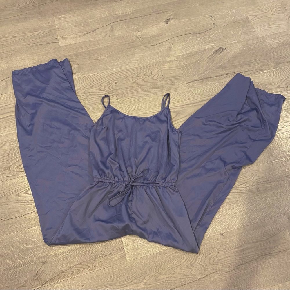 NWOT Gilly Hicks Sleep Jumper